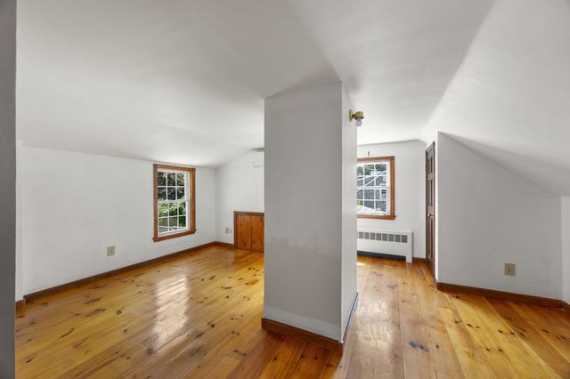 87 Vidal Ave, Falmouth, MA 02536