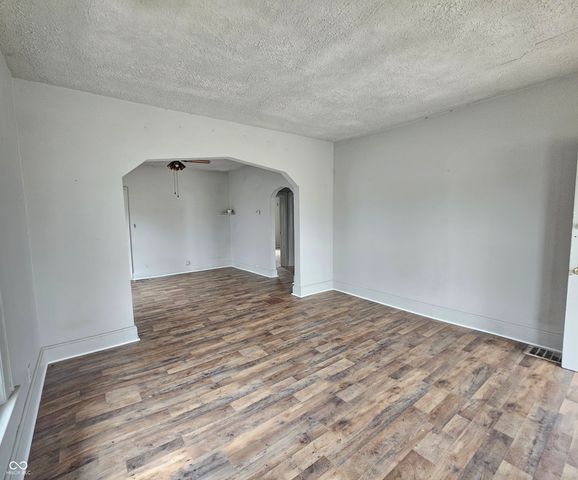 1324 J Avenue, New Castle, IN 47362