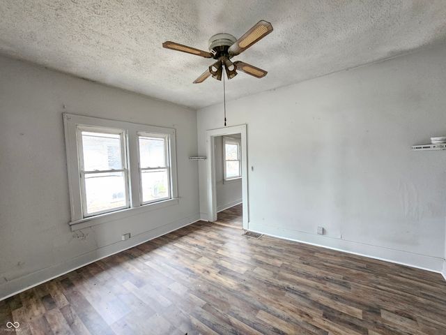 1324 J Avenue, New Castle, IN 47362