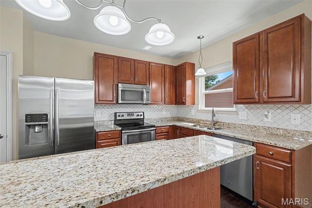 11 Thoreau Court, O'fallon, MO 63366