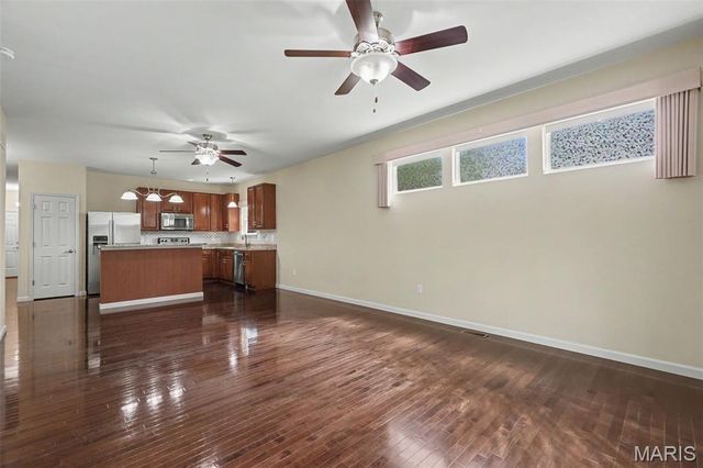 11 Thoreau Court, O'fallon, MO 63366