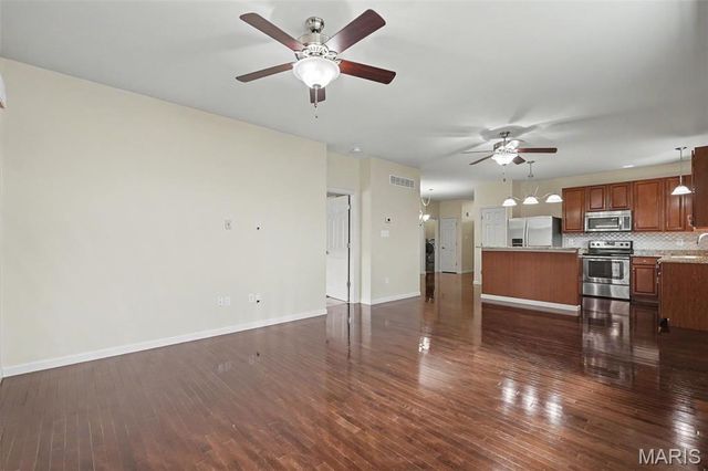 11 Thoreau Court, O'fallon, MO 63366
