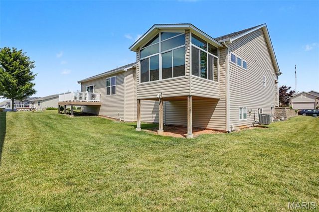 11 Thoreau Court, O'fallon, MO 63366