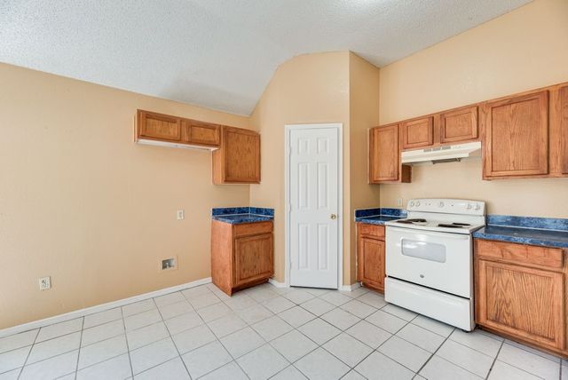 1019 Balkan Drive, Lancaster, TX 75134
