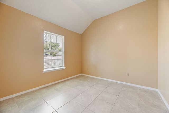 1019 Balkan Drive, Lancaster, TX 75134