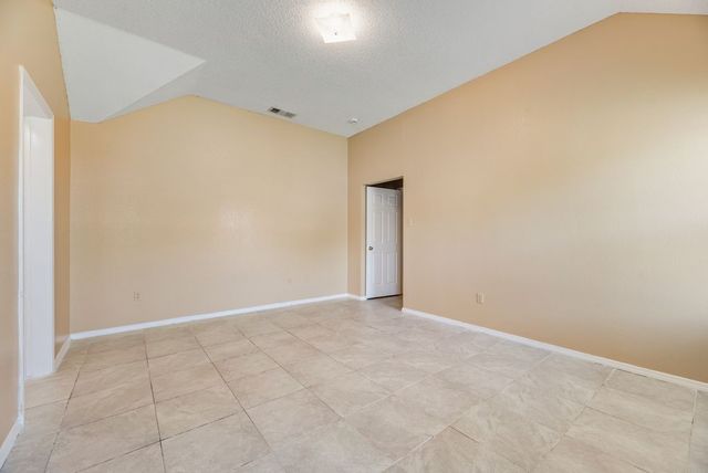 1019 Balkan Drive, Lancaster, TX 75134