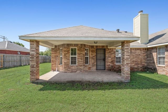 1019 Balkan Drive, Lancaster, TX 75134
