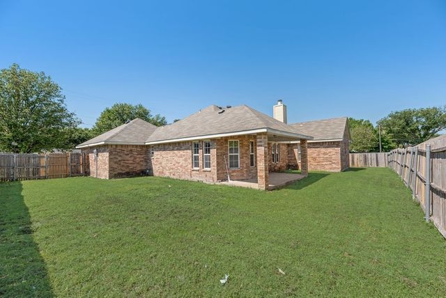 1019 Balkan Drive, Lancaster, TX 75134