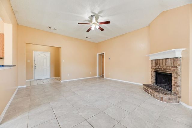 1019 Balkan Drive, Lancaster, TX 75134