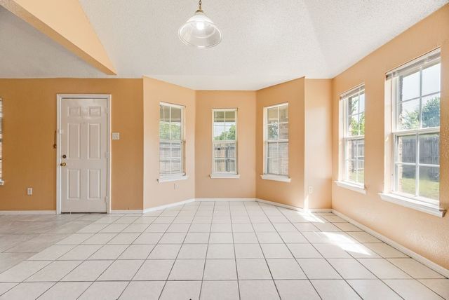 1019 Balkan Drive, Lancaster, TX 75134