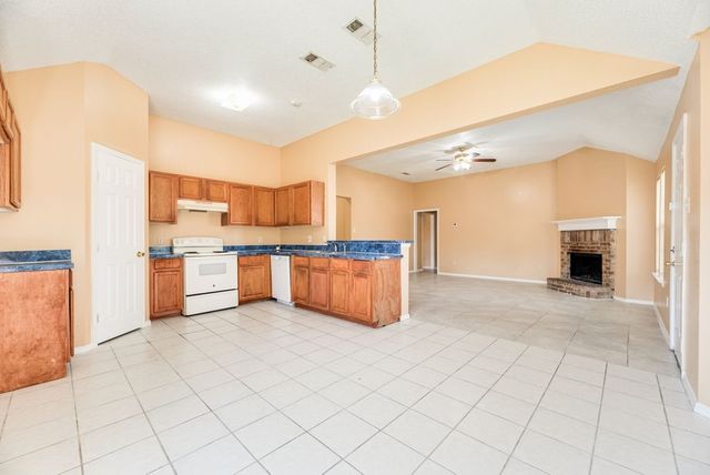 1019 Balkan Drive, Lancaster, TX 75134