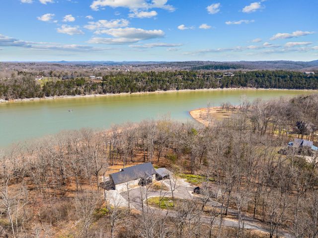 27345 Farm Road 1250, Golden, MO 65658