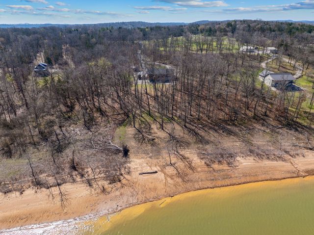 27345 Farm Road 1250, Golden, MO 65658