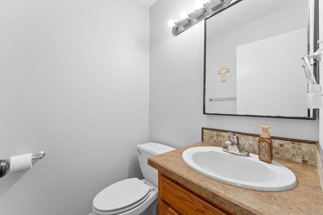 27345 Farm Road 1250, Golden, MO 65658