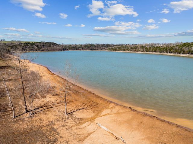 27345 Farm Road 1250, Golden, MO 65658