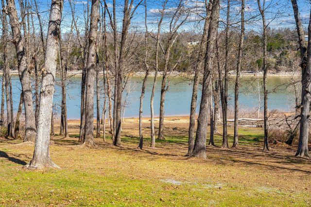 27345 Farm Road 1250, Golden, MO 65658