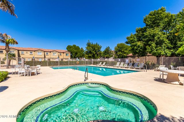 125 S 56TH Street 1, Mesa, AZ 85206