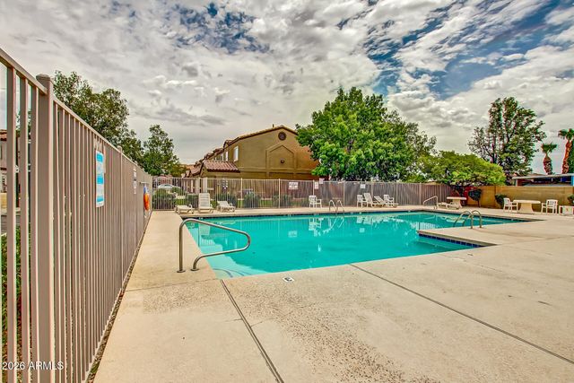 125 S 56TH Street 1, Mesa, AZ 85206
