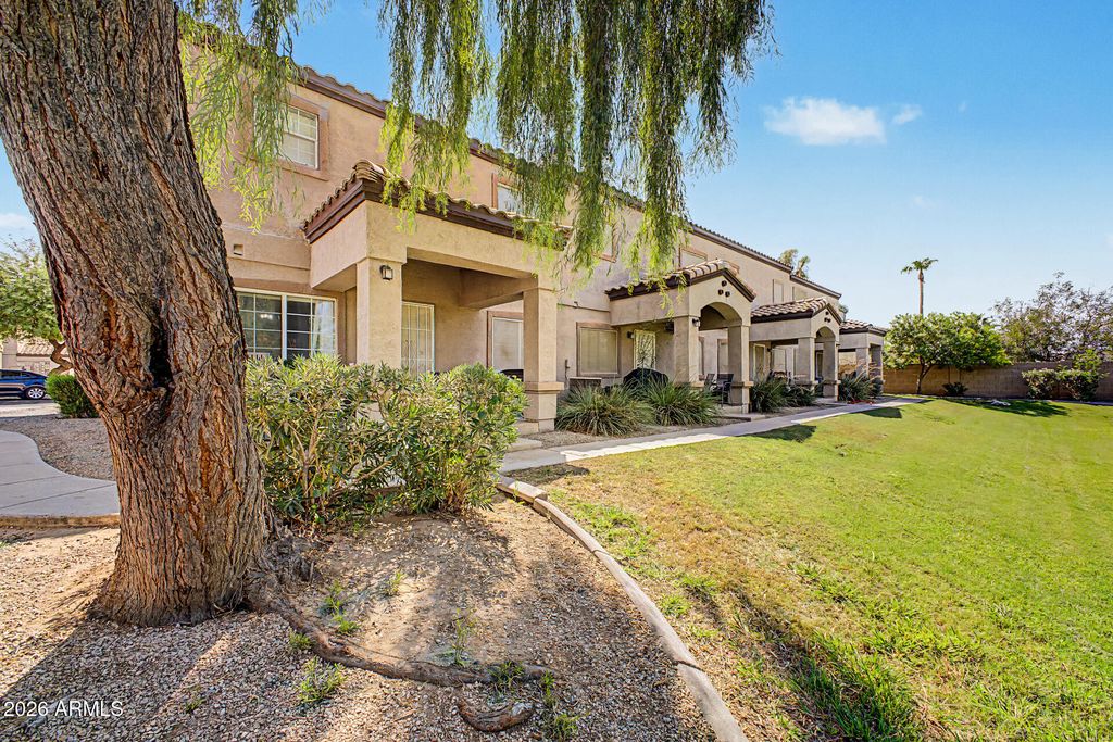 125 S 56TH Street 1, Mesa, AZ 85206 — photo 2