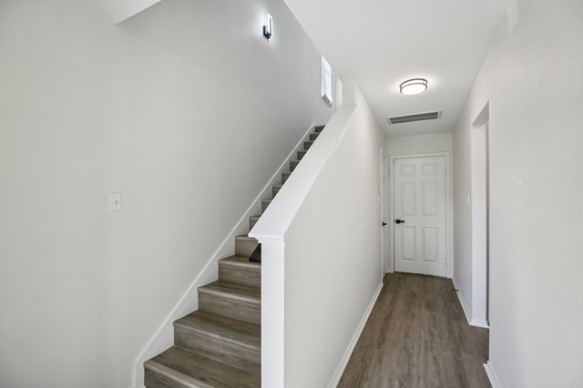 1705 Stuart Street, Houston, TX 77004