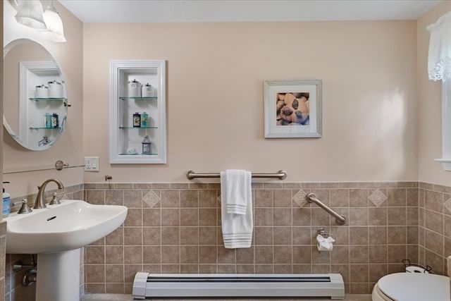 75 Trout Brook Rd, Barnstable, MA 02635