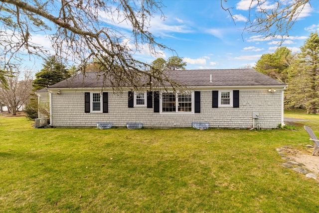 75 Trout Brook Rd, Barnstable, MA 02635