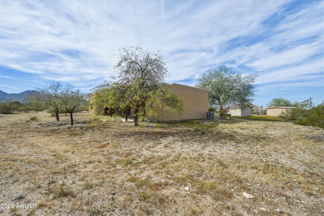 9121 W QUAIL Trail W, Queen Creek, AZ 85144