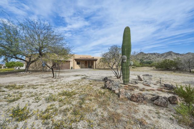 9121 W QUAIL Trail W, Queen Creek, AZ 85144