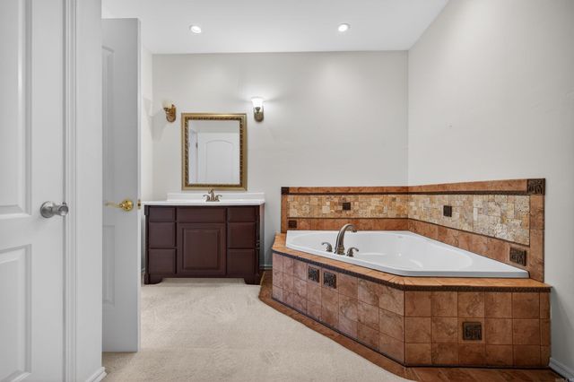 51 Salvatierra Way, Hot Springs Village, AR 71909