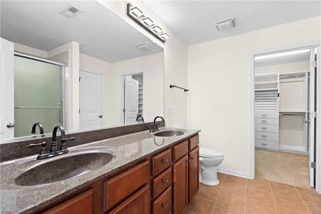 1595 Langdon Village Drive, Clemmons, NC 27012