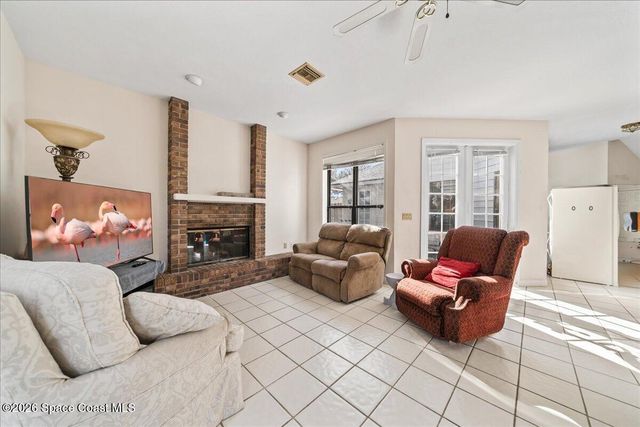 594 Hummingbird Drive, Indialantic, FL 32903