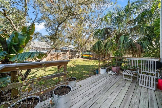 594 Hummingbird Drive, Indialantic, FL 32903
