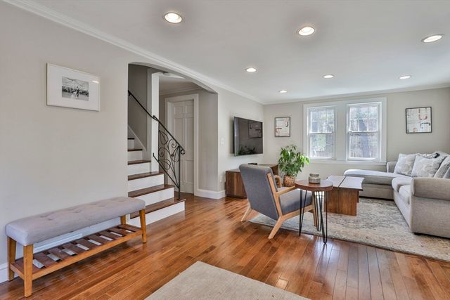 84 Central St, Georgetown, MA 01833