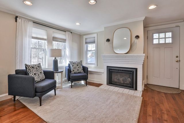 84 Central St, Georgetown, MA 01833