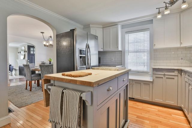 84 Central St, Georgetown, MA 01833