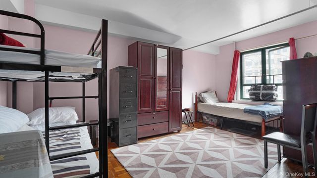 2049 McGraw Avenue 2C, Bronx, NY 10462