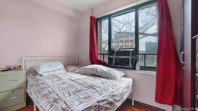 2049 McGraw Avenue 2C, Bronx, NY 10462
