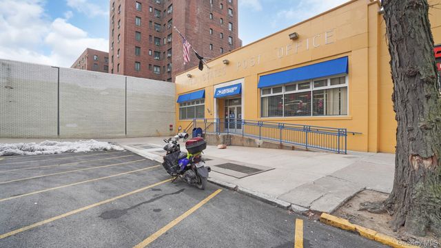 2049 McGraw Avenue 2C, Bronx, NY 10462