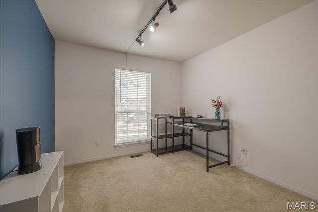 1602 Homefield Meadows Drive, O'fallon, MO 63366