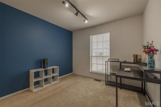 1602 Homefield Meadows Drive, O'fallon, MO 63366