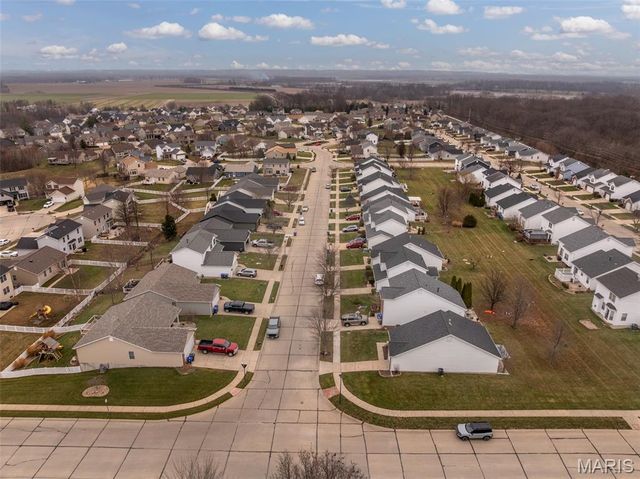 1602 Homefield Meadows Drive, O'fallon, MO 63366