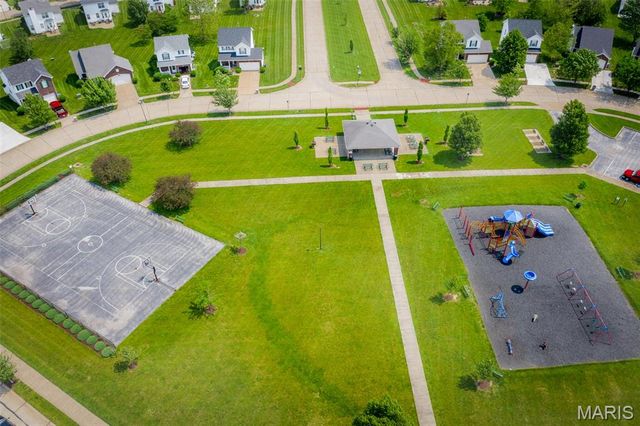 1602 Homefield Meadows Drive, O'fallon, MO 63366