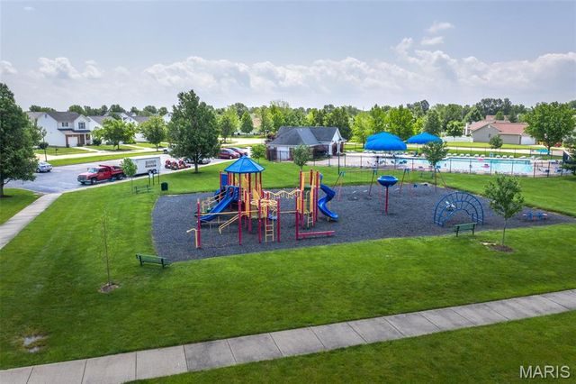 1602 Homefield Meadows Drive, O'fallon, MO 63366