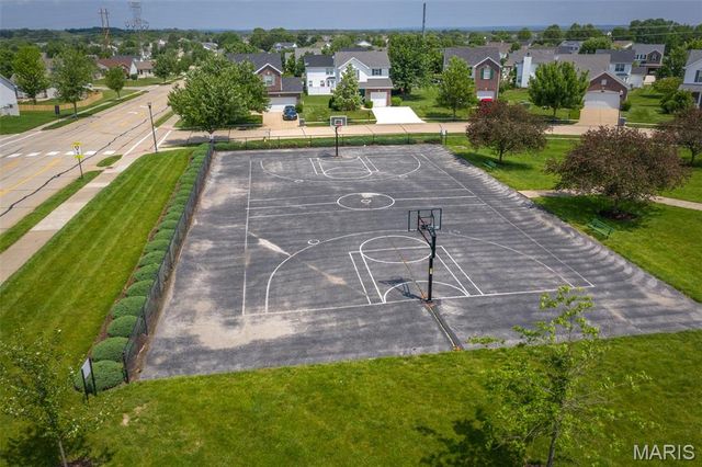 1602 Homefield Meadows Drive, O'fallon, MO 63366