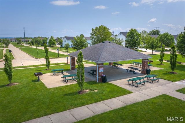 1602 Homefield Meadows Drive, O'fallon, MO 63366
