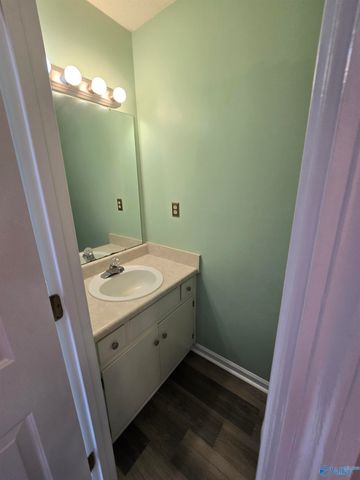 220 Marinawoods Drive A, Huntsville, AL 35803