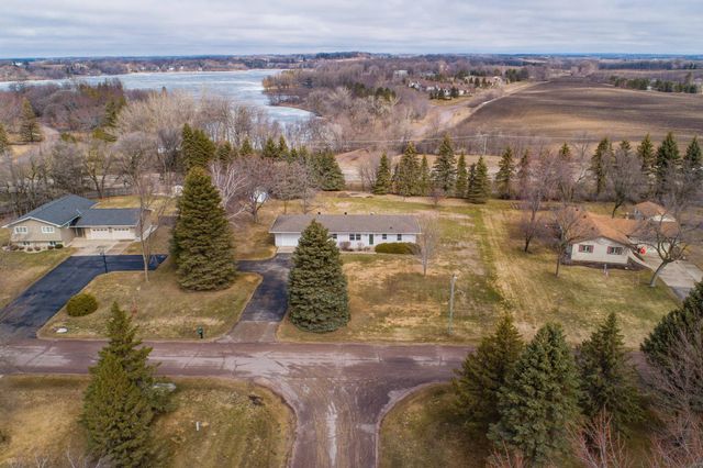 2809 Bayview Heights Drive, Fergus Falls, MN 56537