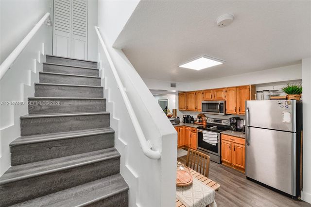 14901 SW 82nd Ter 1-205, Miami, FL 33193