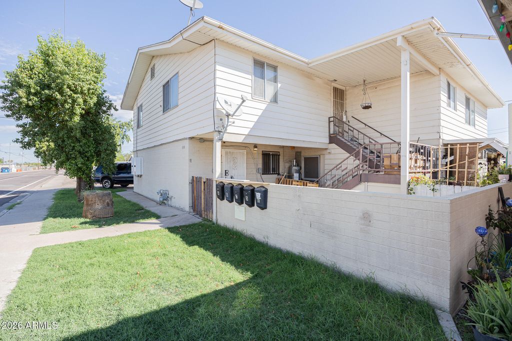 7153 N 62ND Avenue E, Glendale, AZ 85301