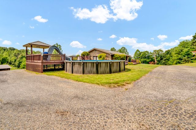 72 Blevins Lane, Vanceburg, KY 41179